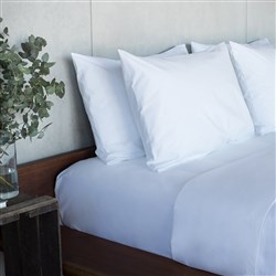 Superior Fitted Sheet White Queen Guest Of