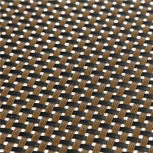 Plastic Woven Placemat Black/Brown